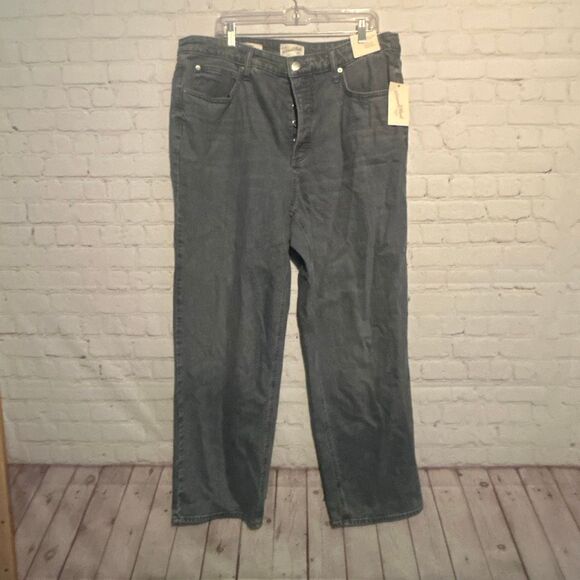 Universal Thread Women’s Jeans Size 17 Regular - Picture 1 of 3